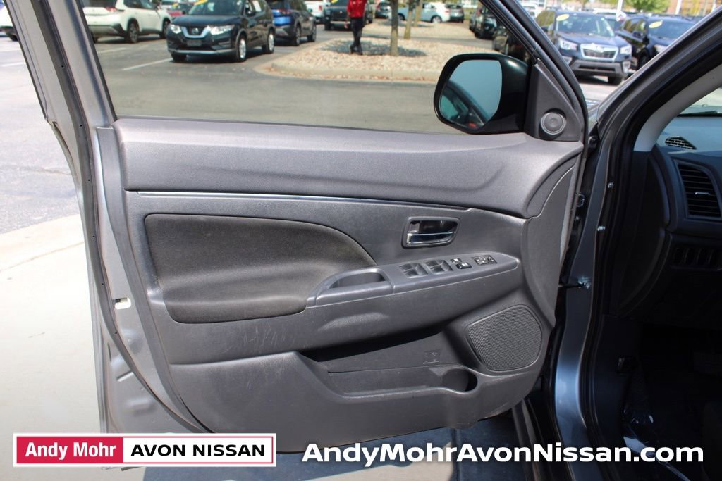 Used 2020 Mitsubishi Outlander Sport ES image 15