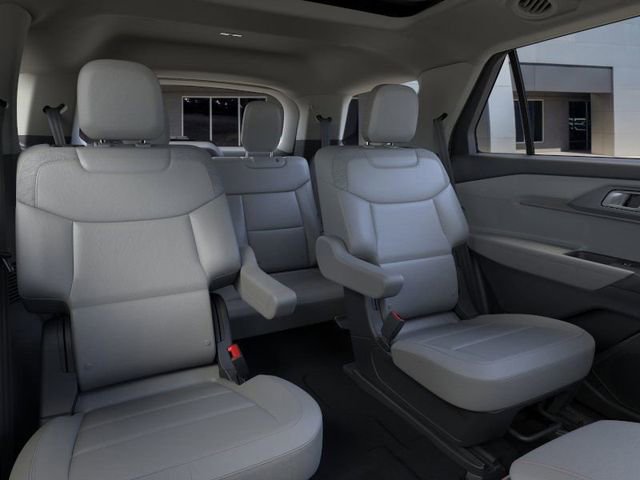 New 2025 Ford Explorer Active w/ Active Comfort Package image 11