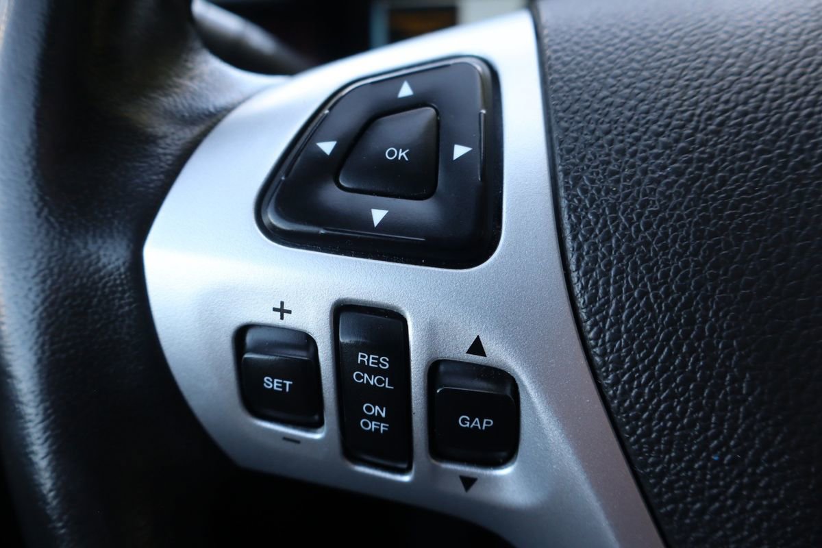 Used 2011 Ford Edge Limited w/ 302A Rapid Spec Order Code AWD/4WD image 30