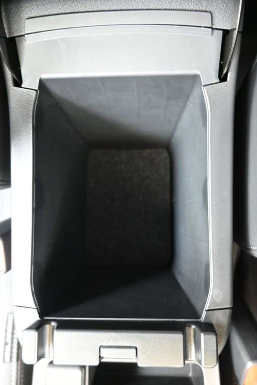 New 2026 Subaru Outback Touring image 37