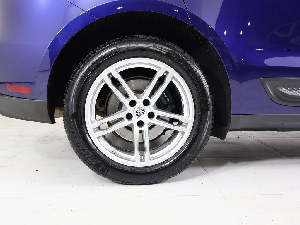 Used 2025 Porsche Macan image 20