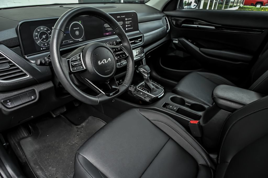 Used 2024 Kia Seltos SX AWD/4WD image 15