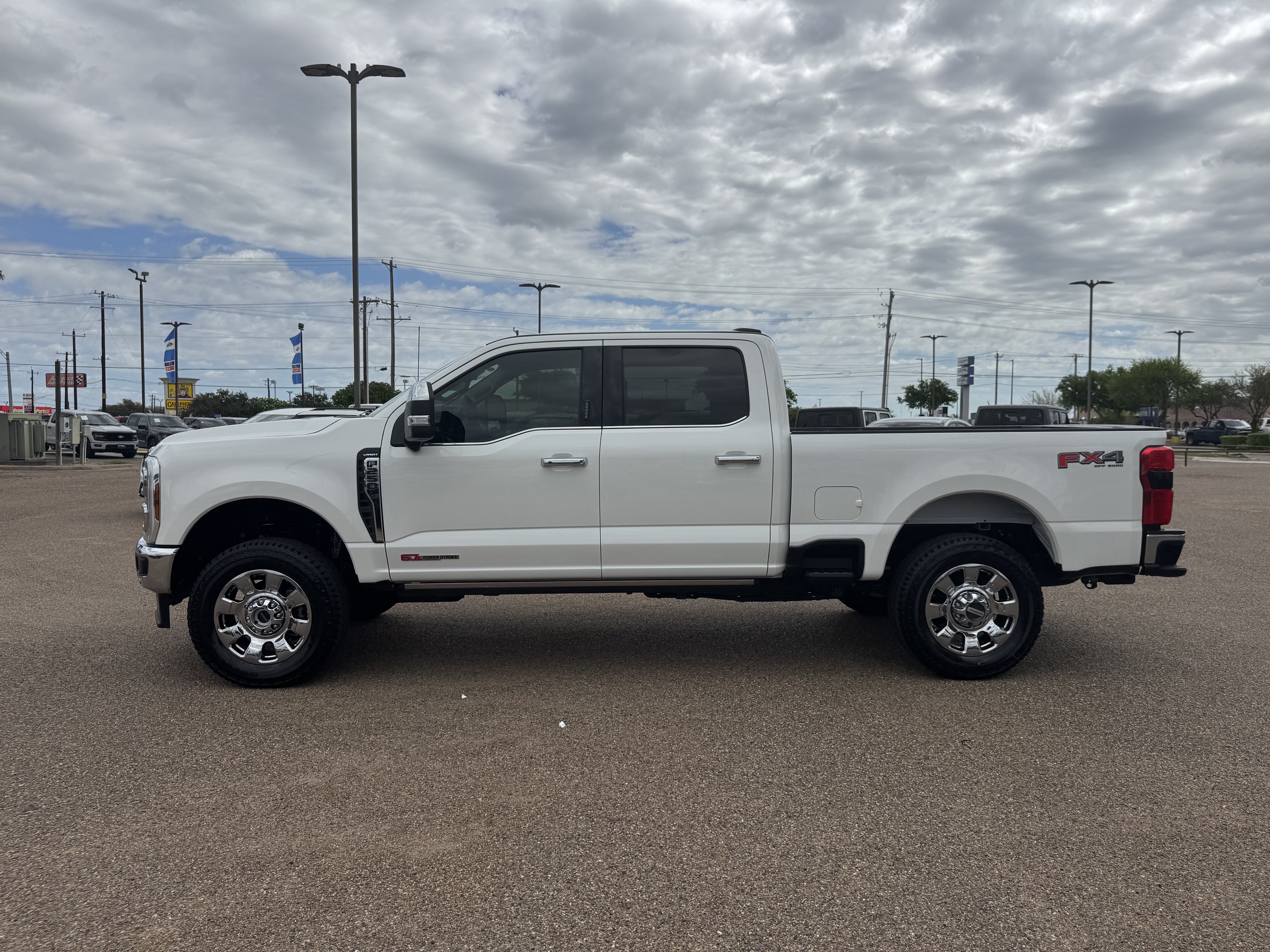 Certified 2024 Ford F250 Lariat w/ Lariat Ultimate Package AWD/4WD image 2
