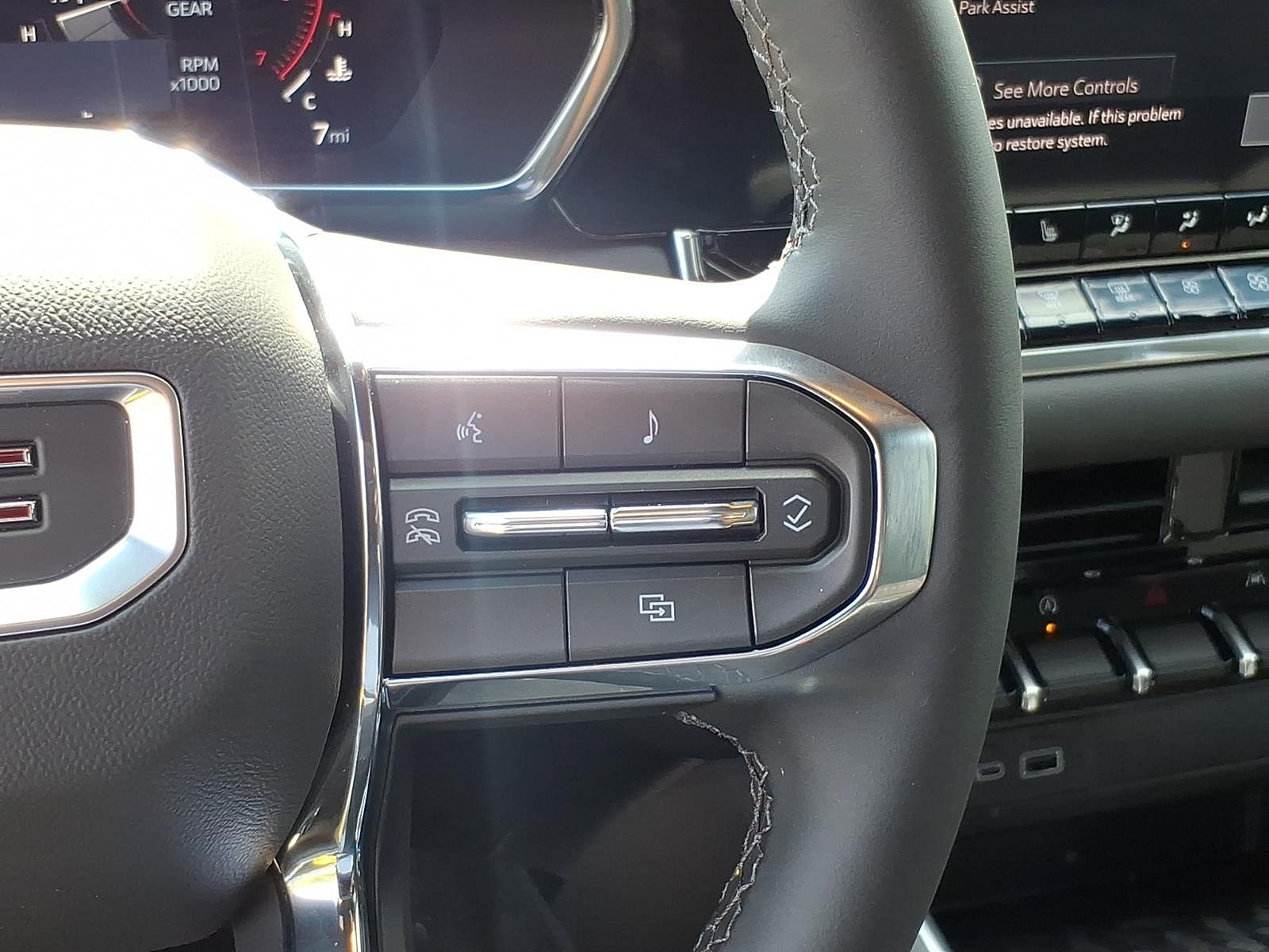 New 2026 GMC Canyon Elevation AWD/4WD image 15