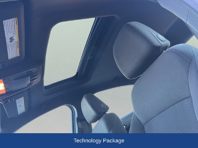 Used 2018 Chevrolet Cruze LT w/ Sun And Sound Package FWD image 13
