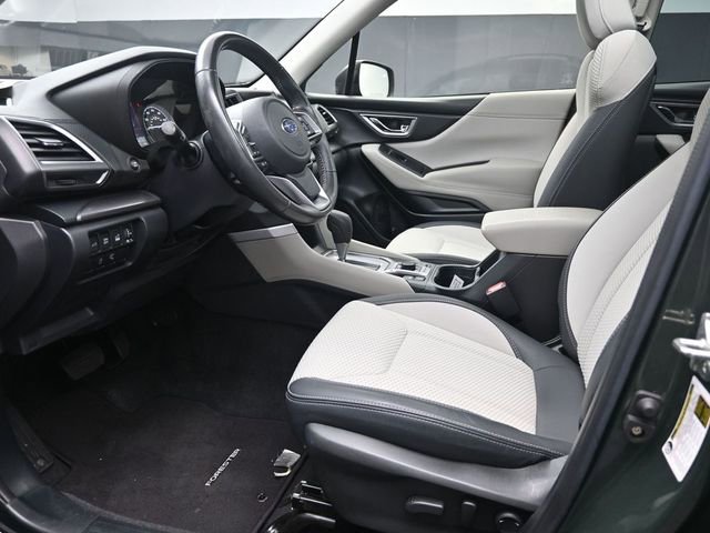 Used 2023 Subaru Forester Premium image 17