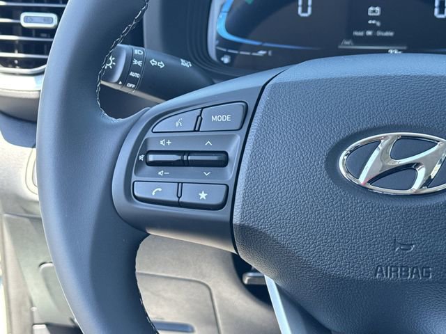 New 2026 Hyundai Venue SEL FWD image 24