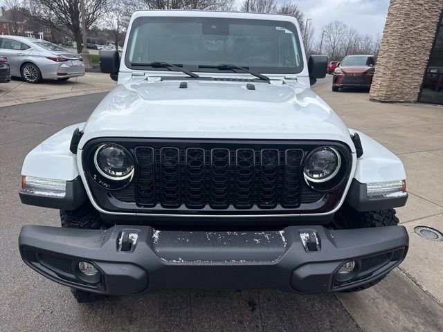 Used 2024 Jeep Gladiator Willys image 8