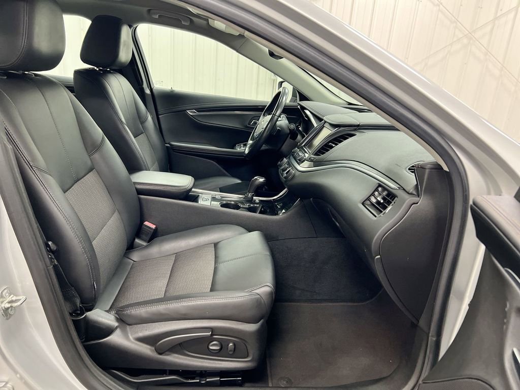 Used 2020 Chevrolet Impala LT image 21