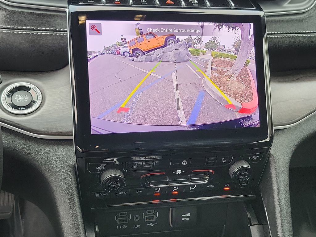 Certified 2023 Jeep Grand Cherokee Limited image 10