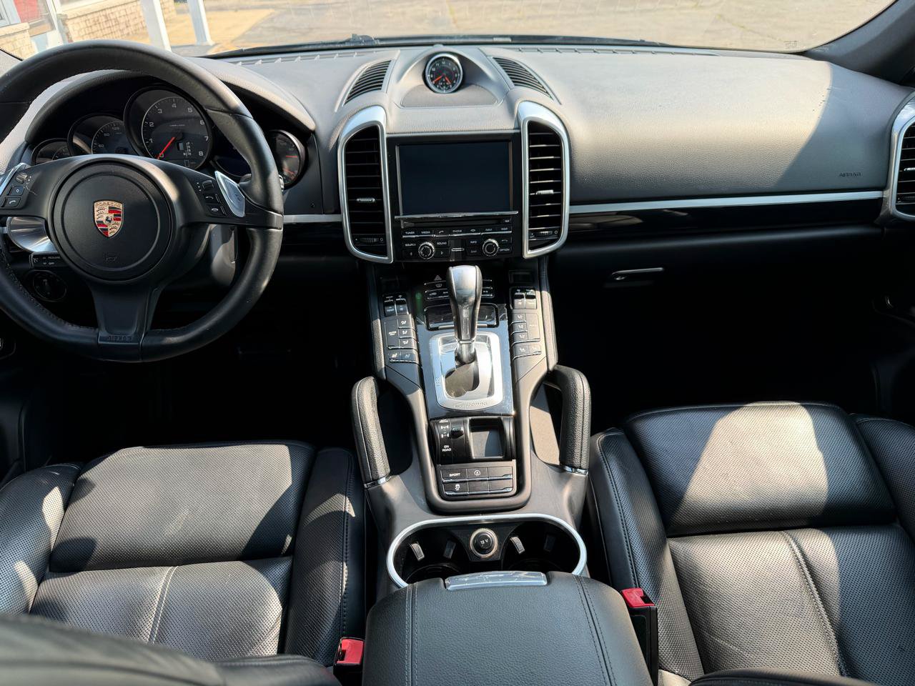 Used 2014 Porsche Cayenne AWD/4WD image 21