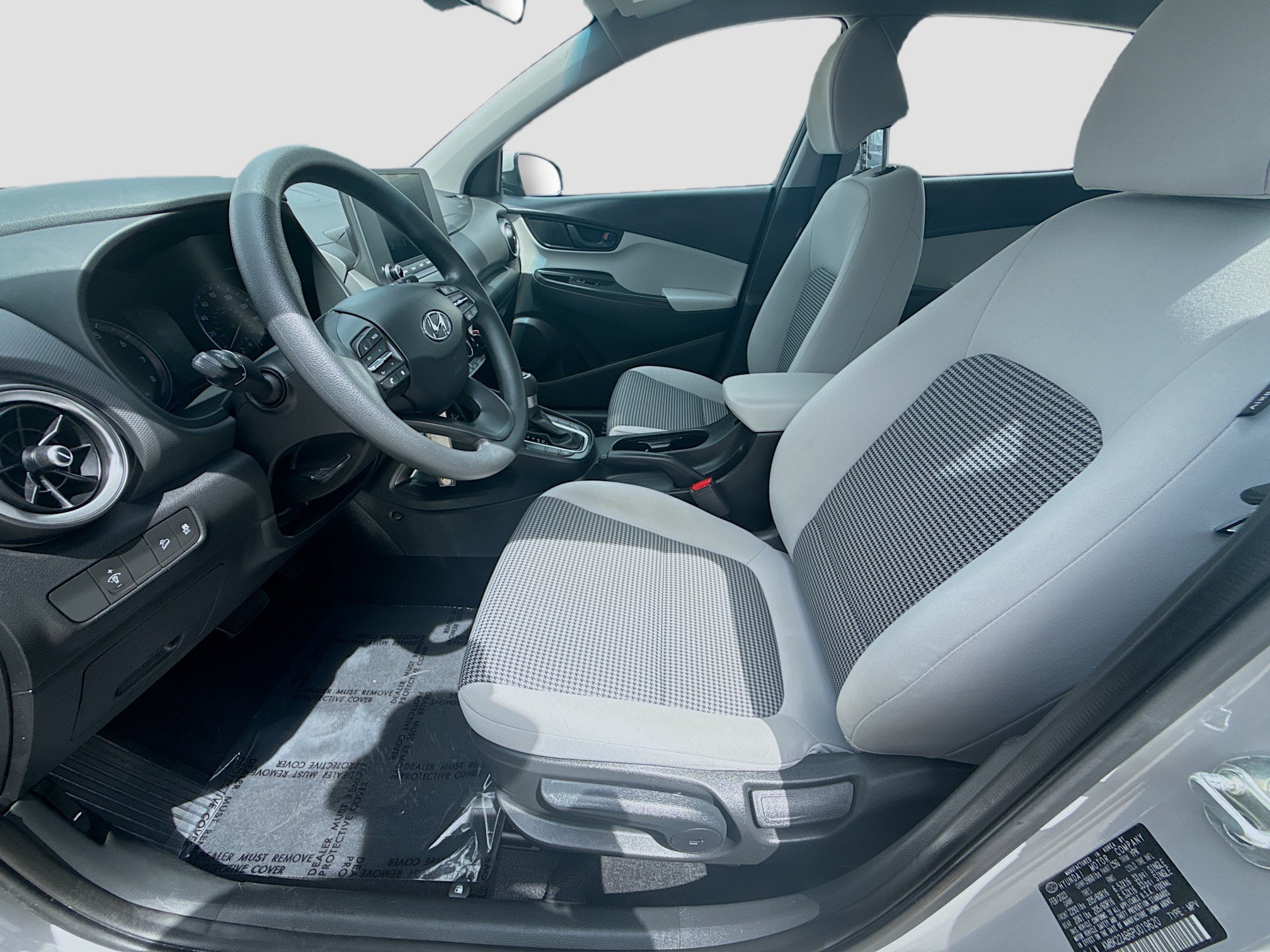 Used 2023 Hyundai Kona SE FWD image 16