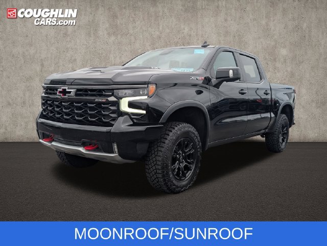 Used 2022 Chevrolet Silverado 1500 ZR2 w/ Technology Package AWD/4WD image 4