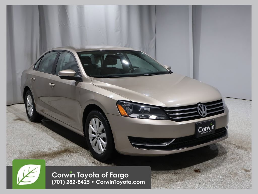 Used 2015 Volkswagen Passat 1.8T S image 1