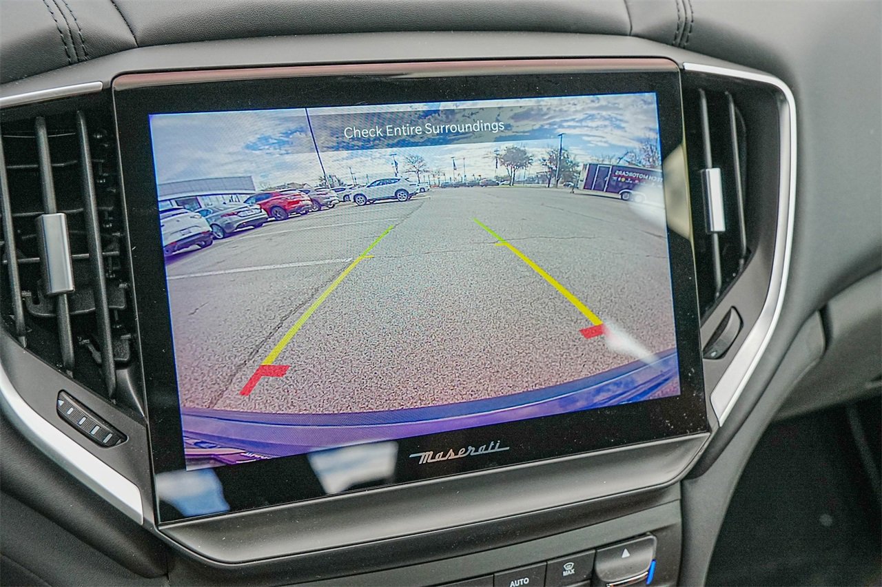 Used 2024 Maserati Ghibli Trofeo image 18