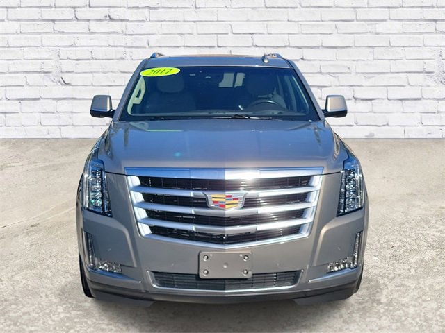 Used 2017 Cadillac Escalade Luxury image 6
