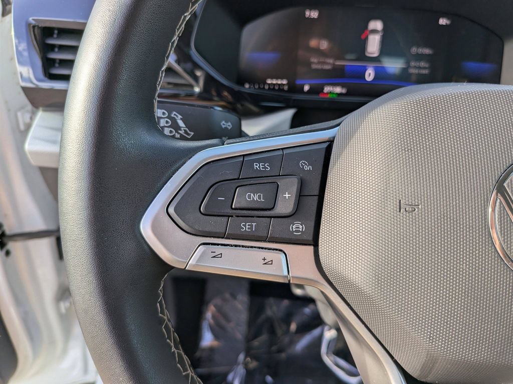 Certified 2023 Volkswagen Taos S FWD image 25