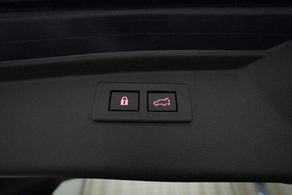 Used 2023 Subaru Outback Premium w/ Popular Package #1 image 15