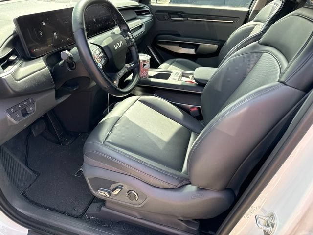Certified 2024 Kia EV9 Light Long Range RWD image 7