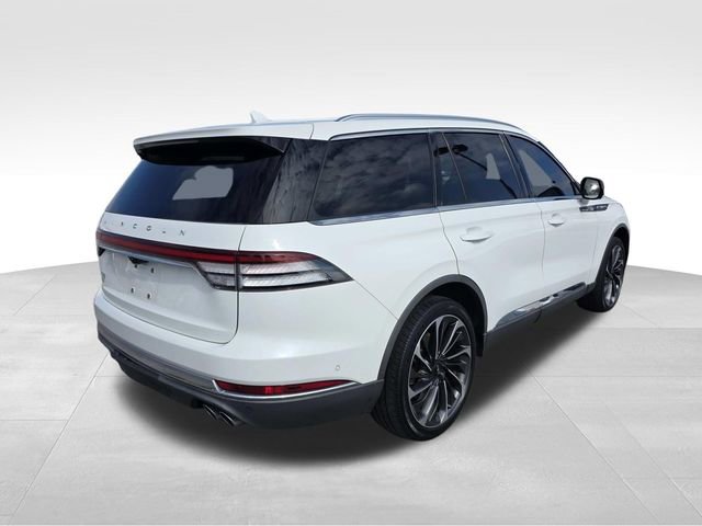 Used 2020 Lincoln Aviator Reserve w/ Equipment Group 202A image 3