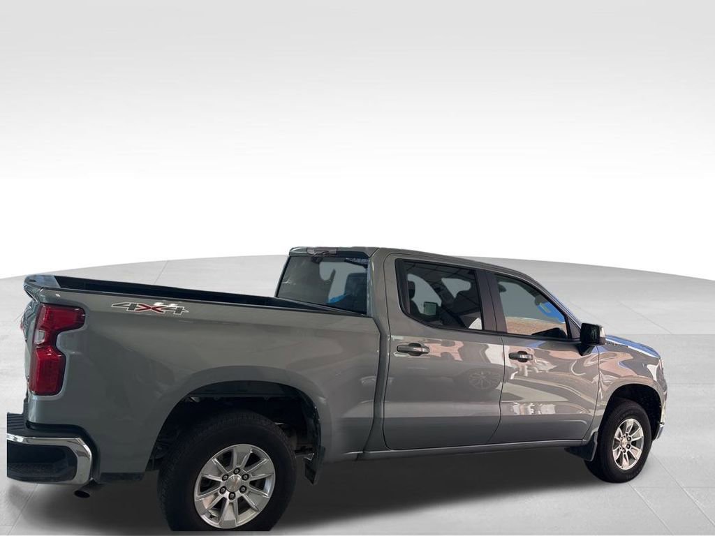 Used 2025 Chevrolet Silverado 1500 LT image 5