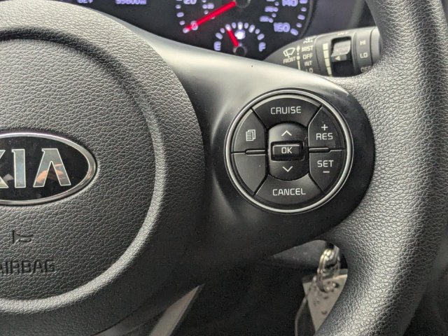 Used 2020 Kia Soul LX FWD image 18