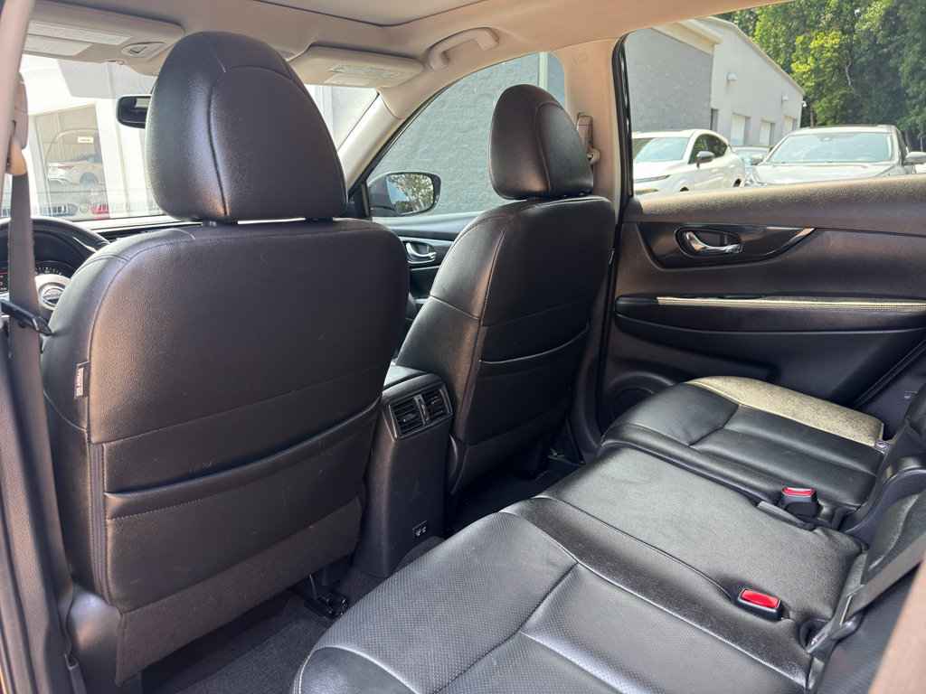 Certified 2020 Nissan Rogue SL w/ Premium Package FWD image 13