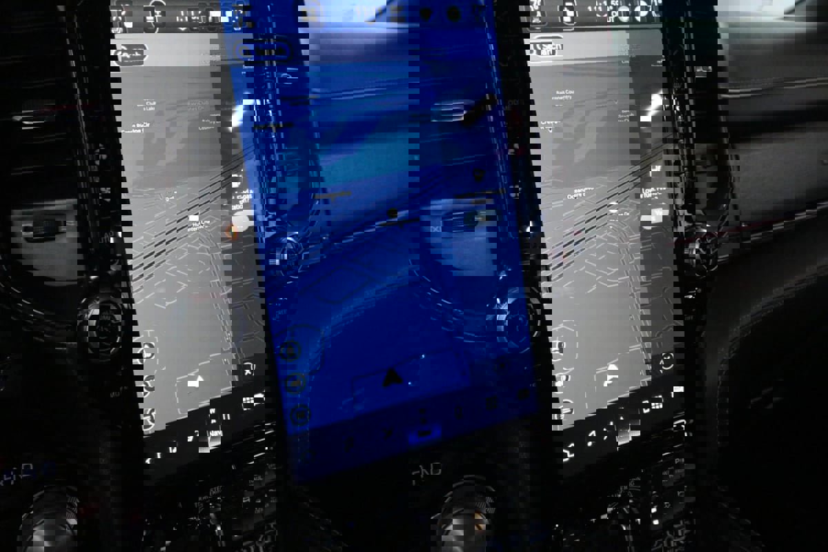 Used 2023 RAM 1500 Limited image 18