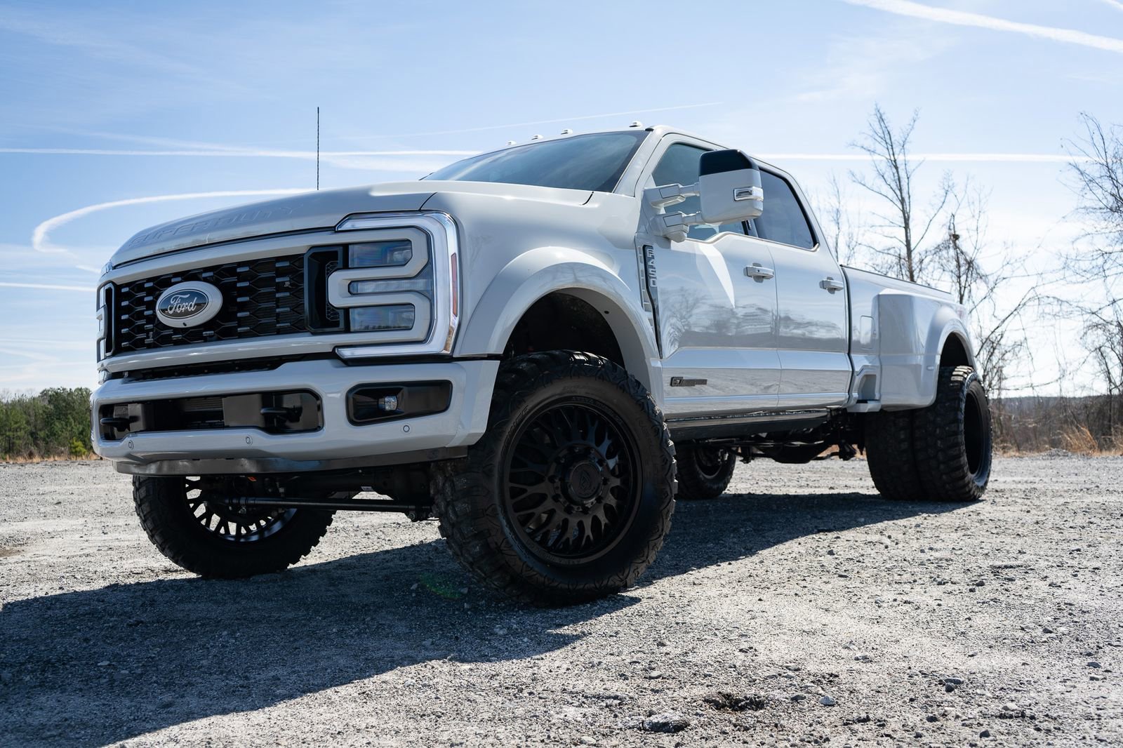 Used 2026 Ford F450 Platinum w/ FX4 Off-Road Package image 5