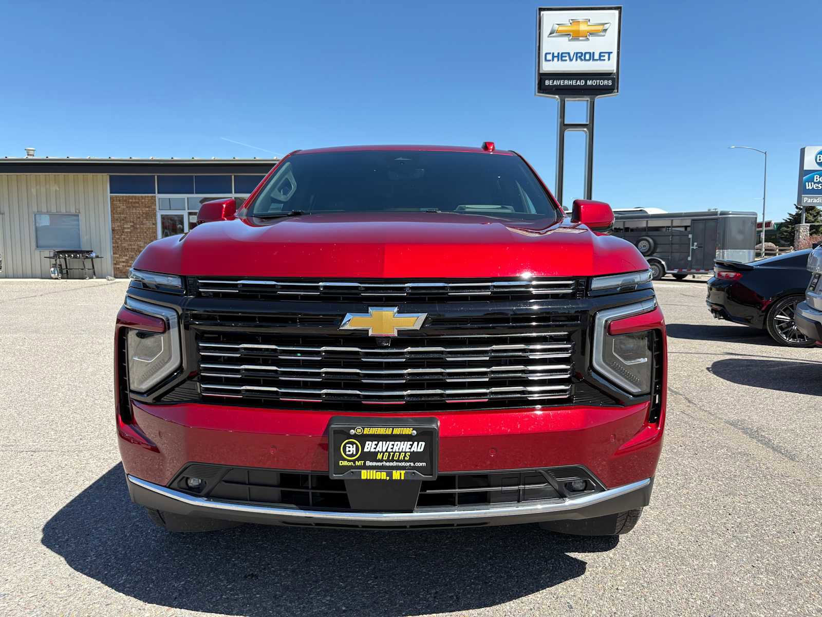 Used 2025 Chevrolet Suburban High Country AWD/4WD image 12