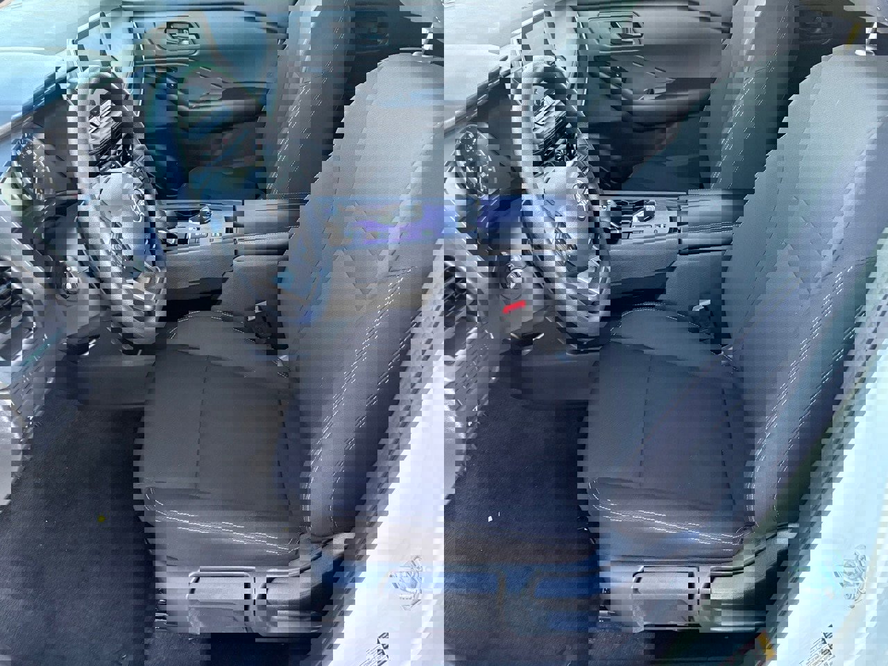 Certified 2025 Nissan Rogue S image 28