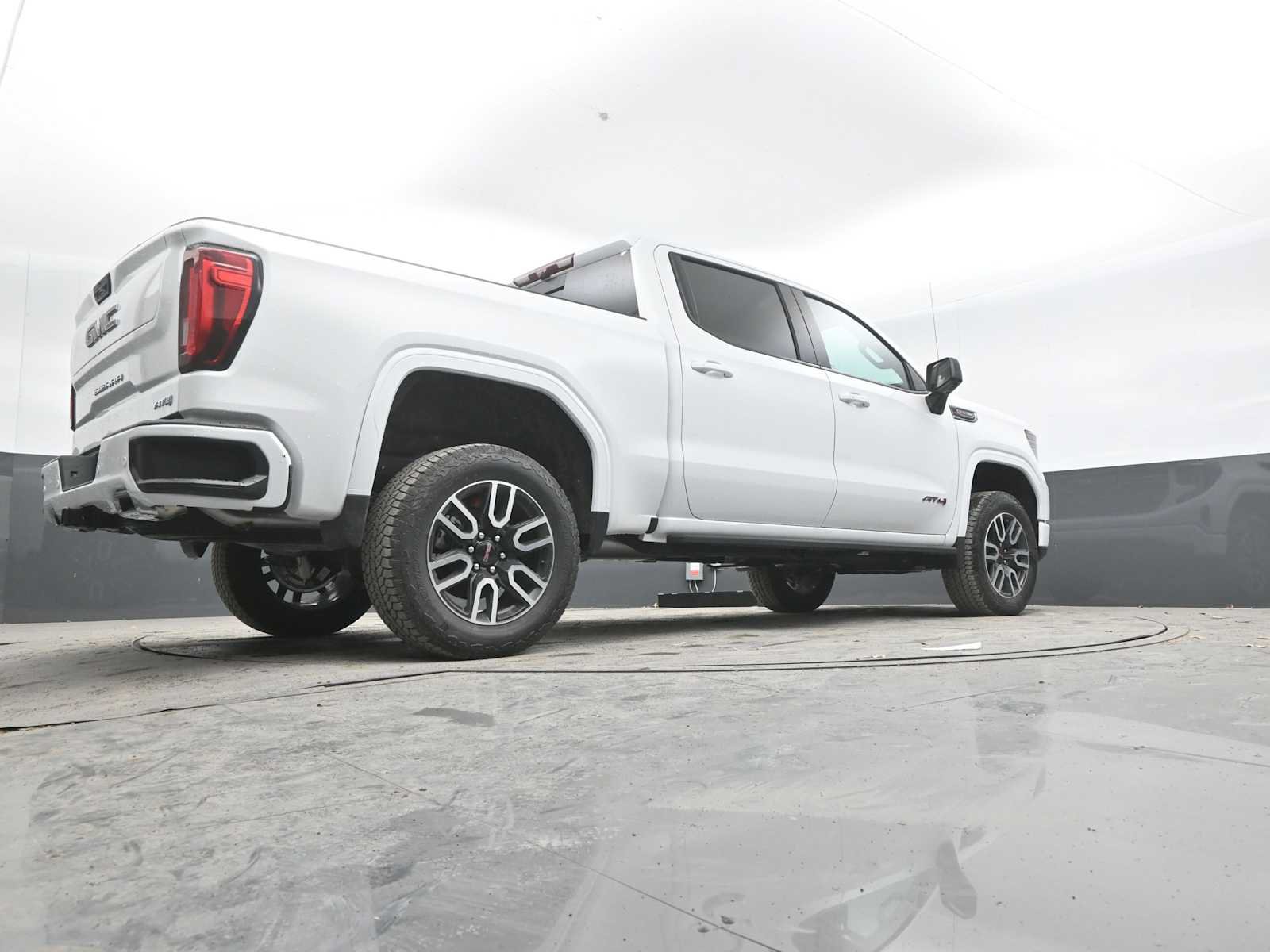 New 2026 GMC Sierra 1500 AT4 w/ AT4 Premium Package AWD/4WD image 47
