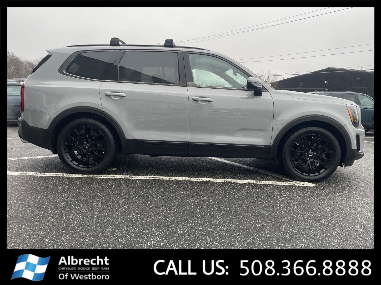 Used 2022 Kia Telluride SX w/ SX Prestige Package image 6