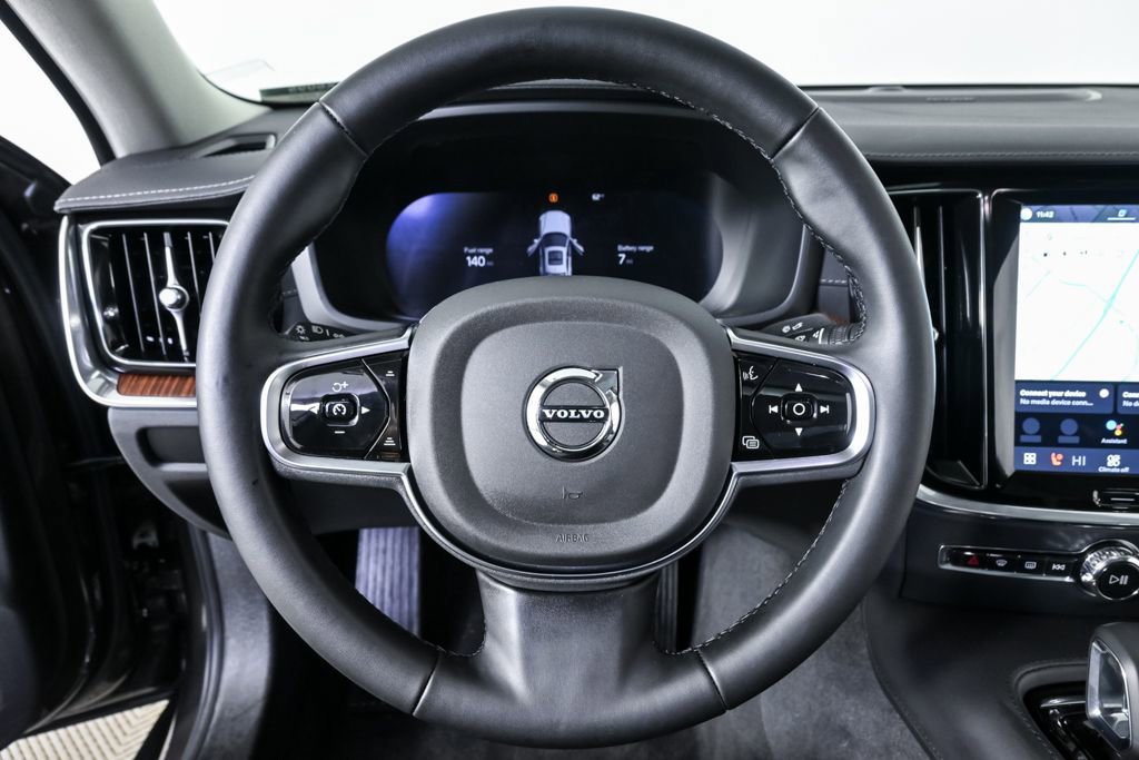 Certified 2025 Volvo S60 T8 Ultra AWD/4WD image 11