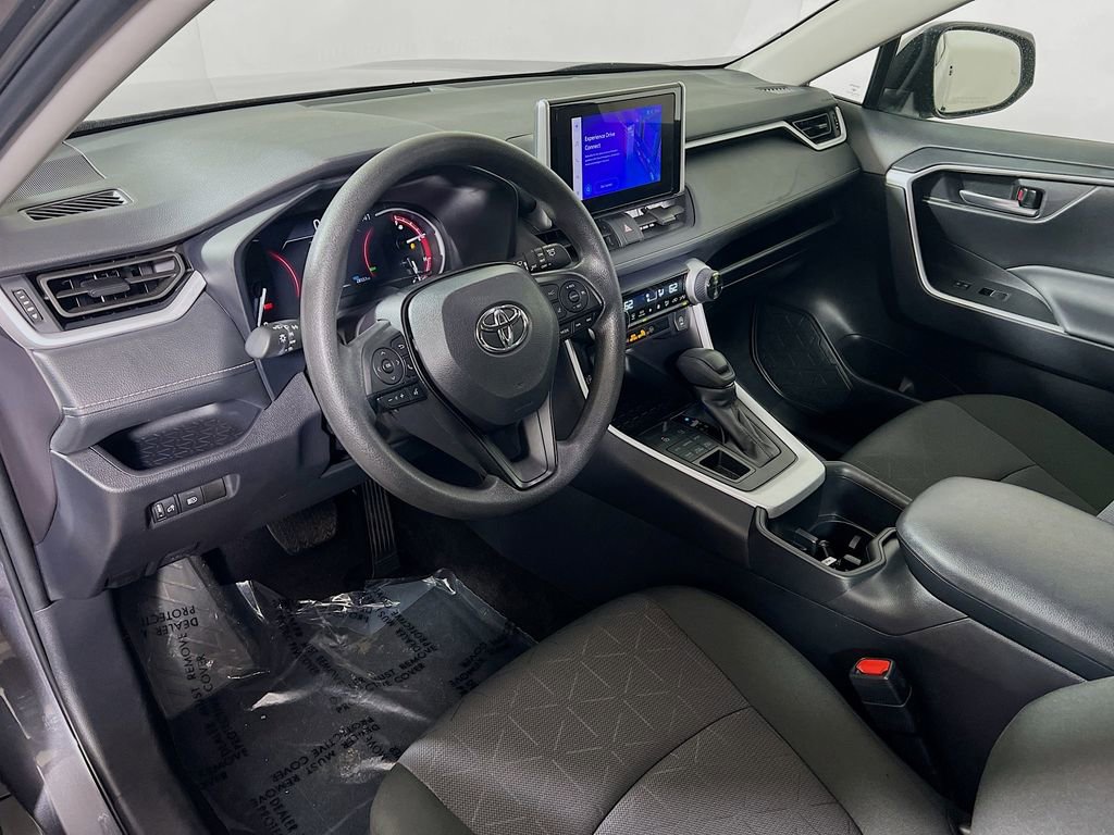 Certified 2025 Toyota RAV4 XLE AWD/4WD image 10
