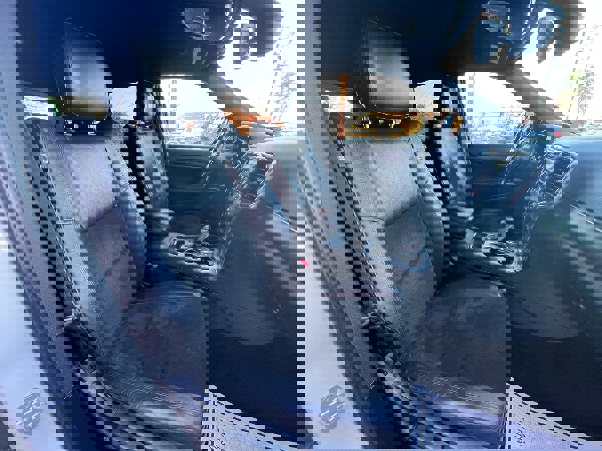 Used 2018 Jeep Grand Cherokee Altitude image 13