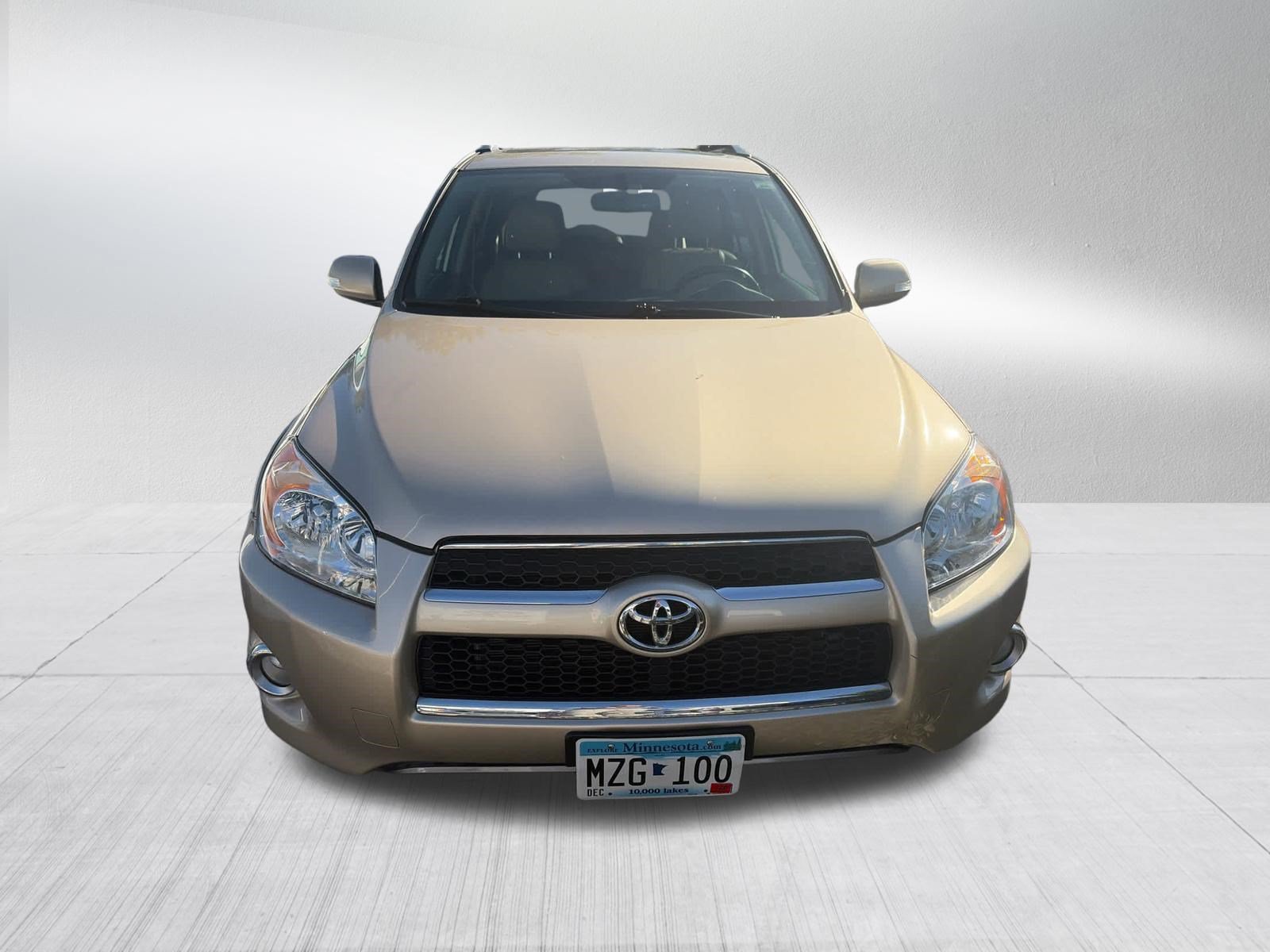 Used 2012 Toyota RAV4 Limited w/ Navigation Value Pkg AWD/4WD image 2