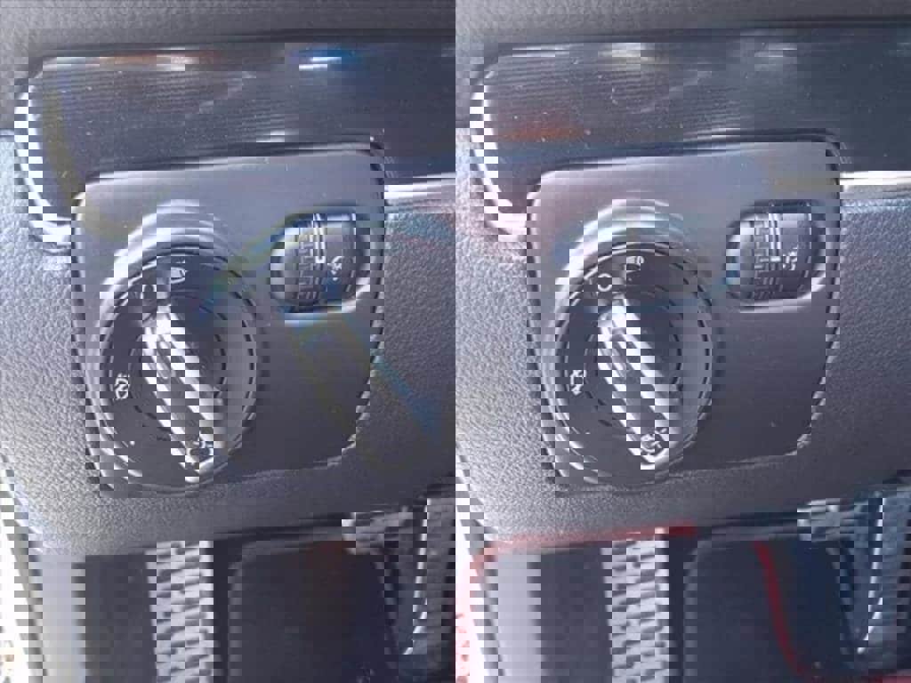 Used 2012 Volkswagen GTI PZEV image 14