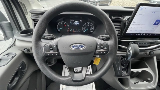 Used 2023 Ford Transit 350 XLT image 15