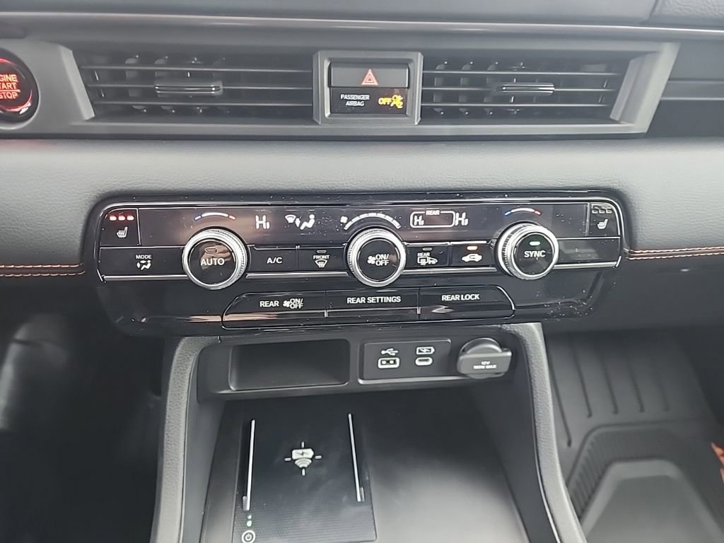 New 2025 Honda Pilot TrailSport image 24