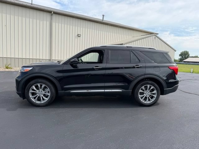 Used 2021 Ford Explorer Limited w/ Equipment Group 301A AWD/4WD image 4