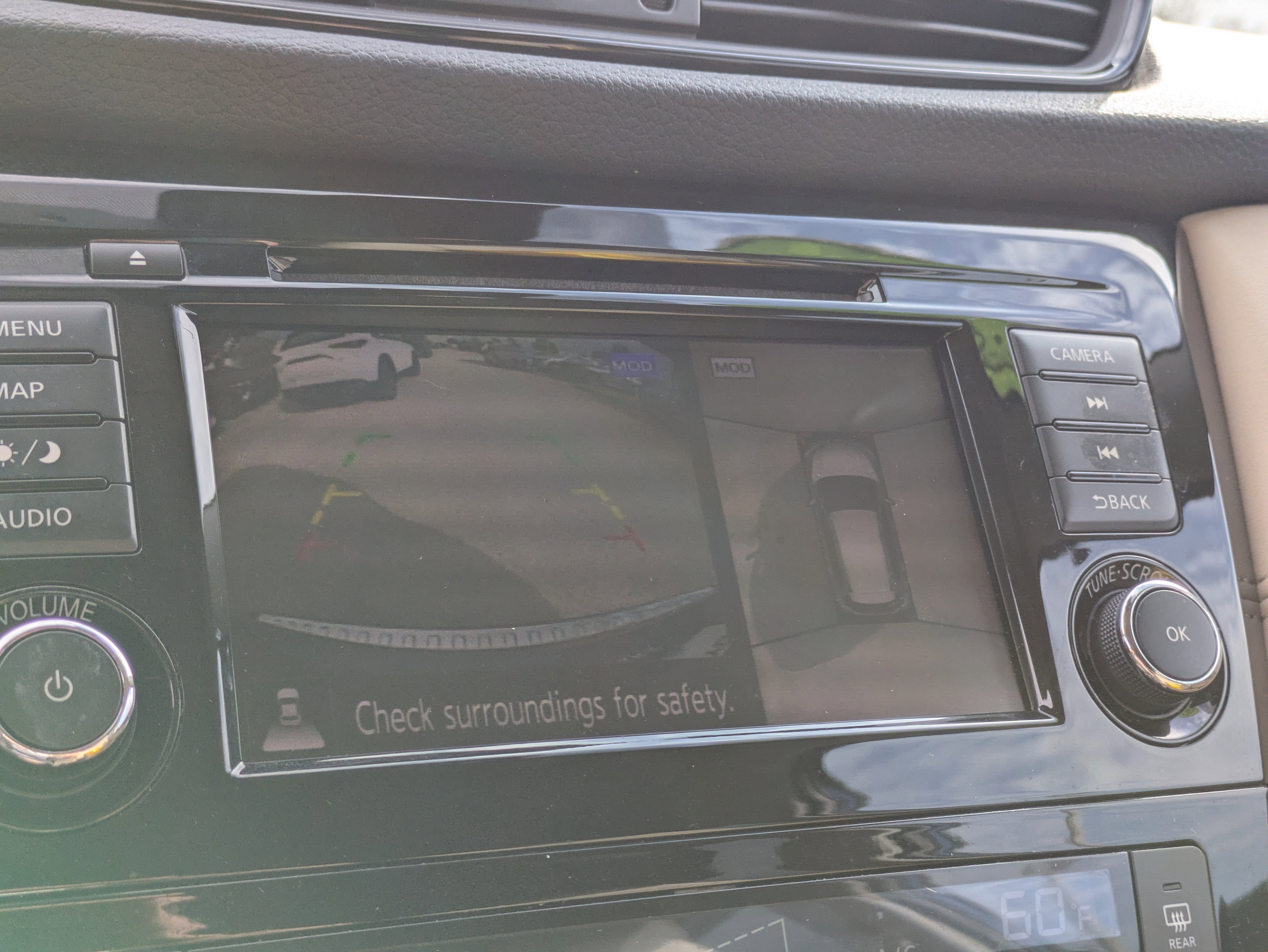 Used 2020 Nissan Rogue SL w/ Premium Package image 33