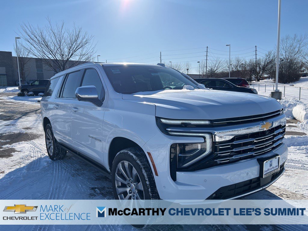 New 2026 Chevrolet Suburban Premier image 2