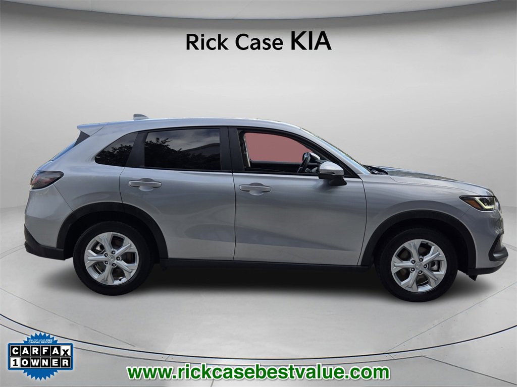 Used 2023 Honda HR-V LX image 4