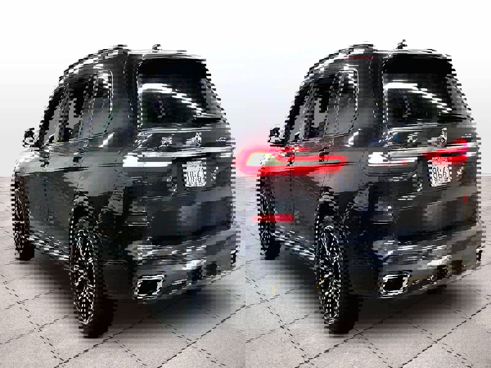 Used 2019 BMW X7 xDrive50i w/ M Sport Package image 15