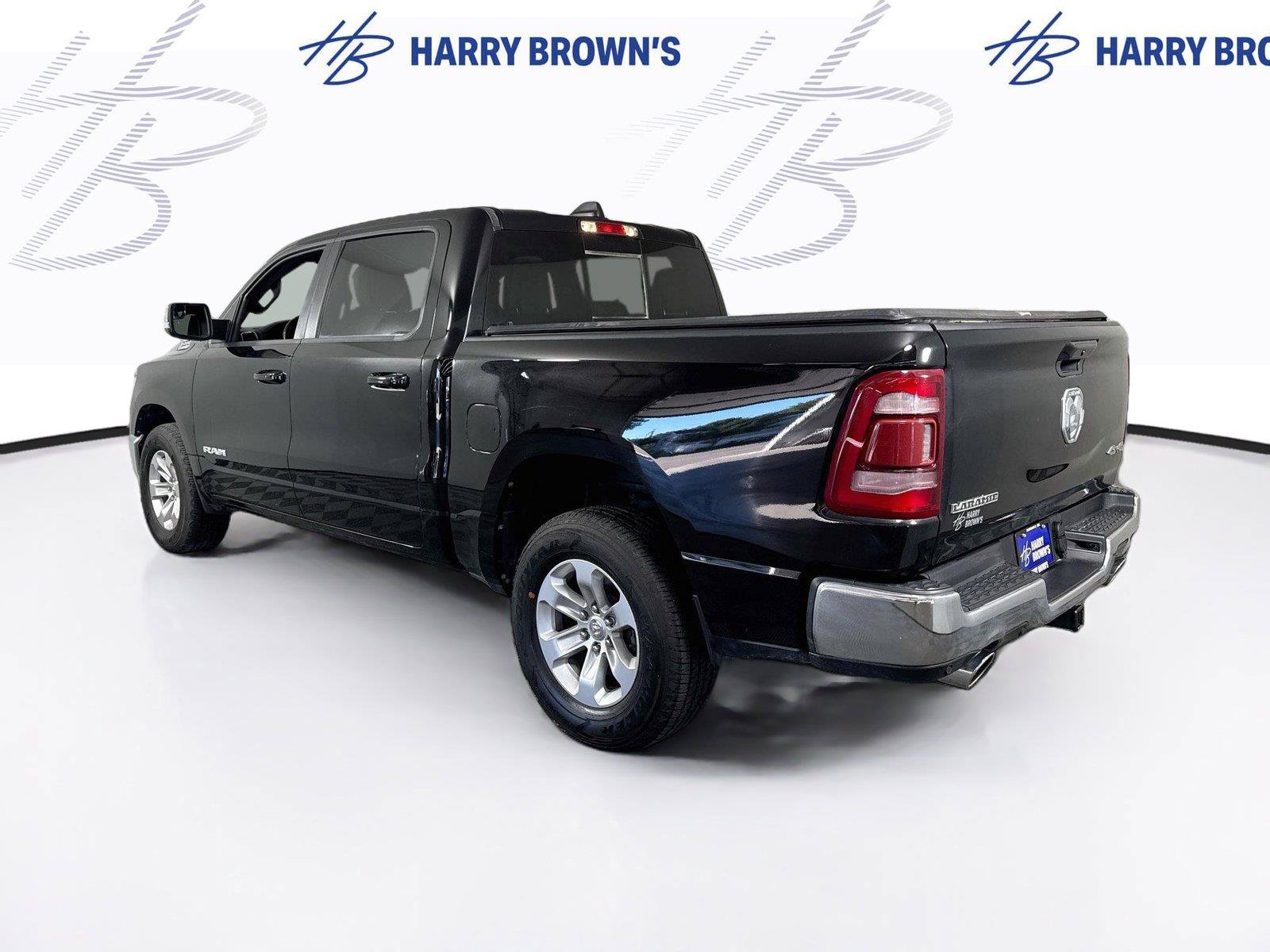 Used 2023 RAM 1500 Laramie AWD/4WD image 28