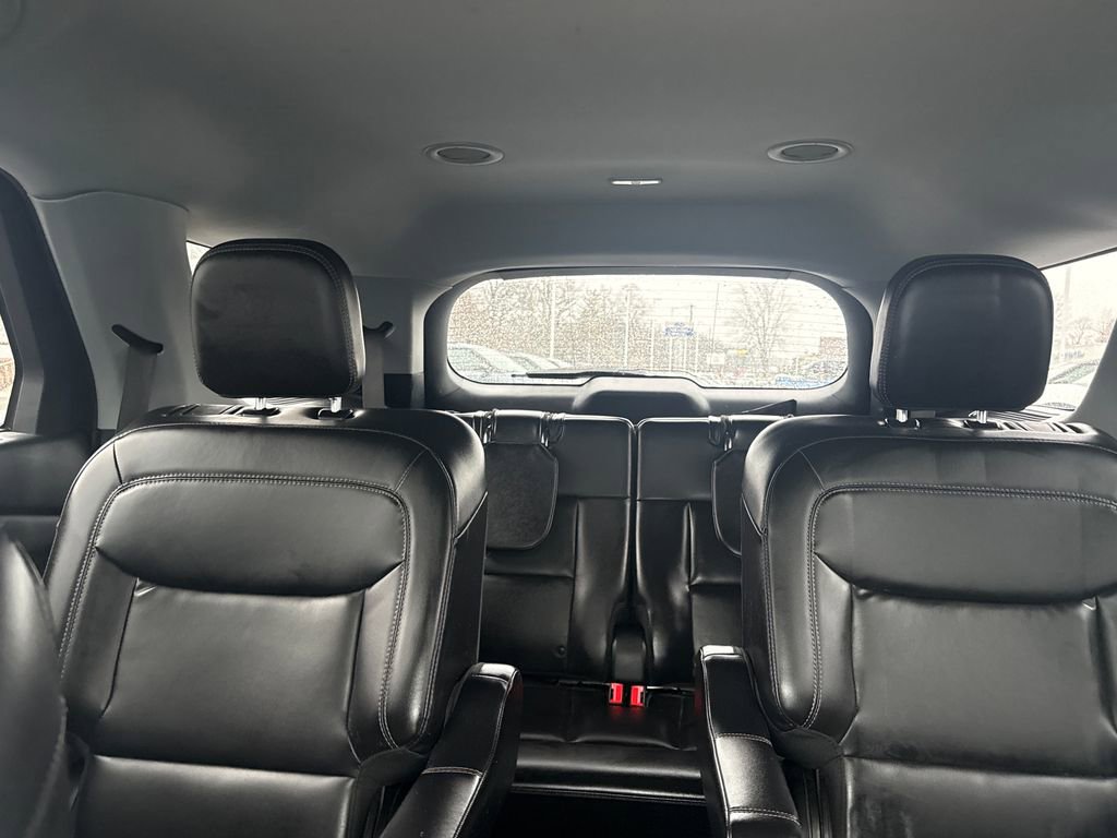 Used 2021 Ford Explorer XLT w/ Equipment Group 202A image 46