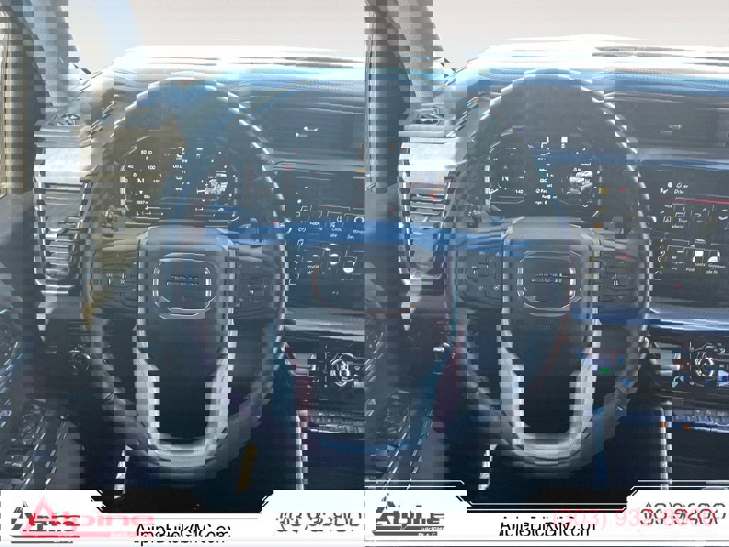 Used 2023 GMC Sierra 1500 Denali w/ Technology Package image 12