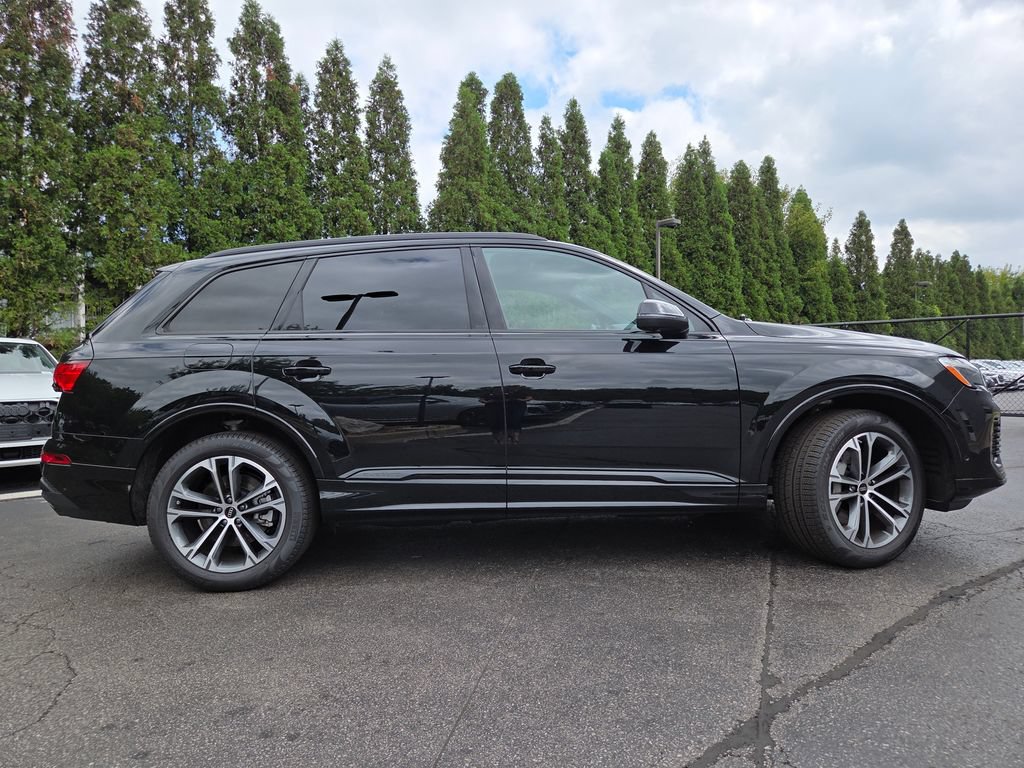 Certified 2026 Audi Q7 2.0T Premium w/ Convenience Plus Package AWD/4WD image 24