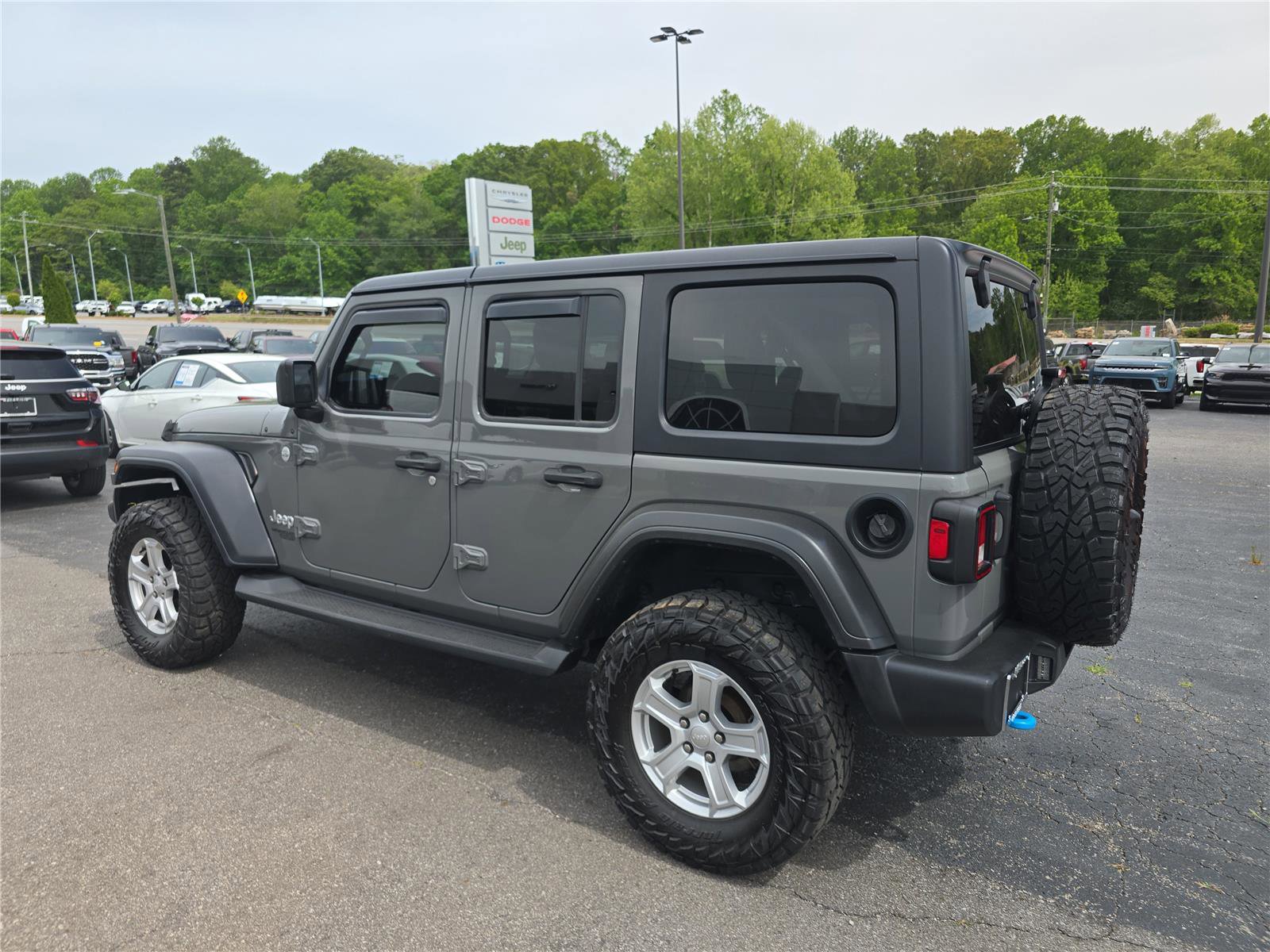 Used 2021 Jeep Wrangler Unlimited Sport AWD/4WD image 5